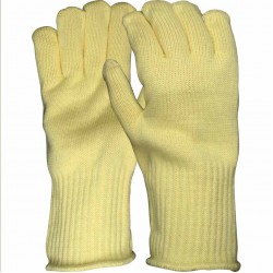 Fire resistant extra heavyweight Kevlar® Gauntlet Glove