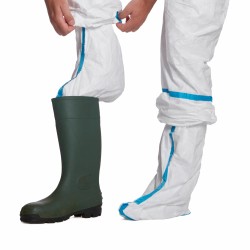 Tyvek® 600 Plus Coverall with socks, Size Small